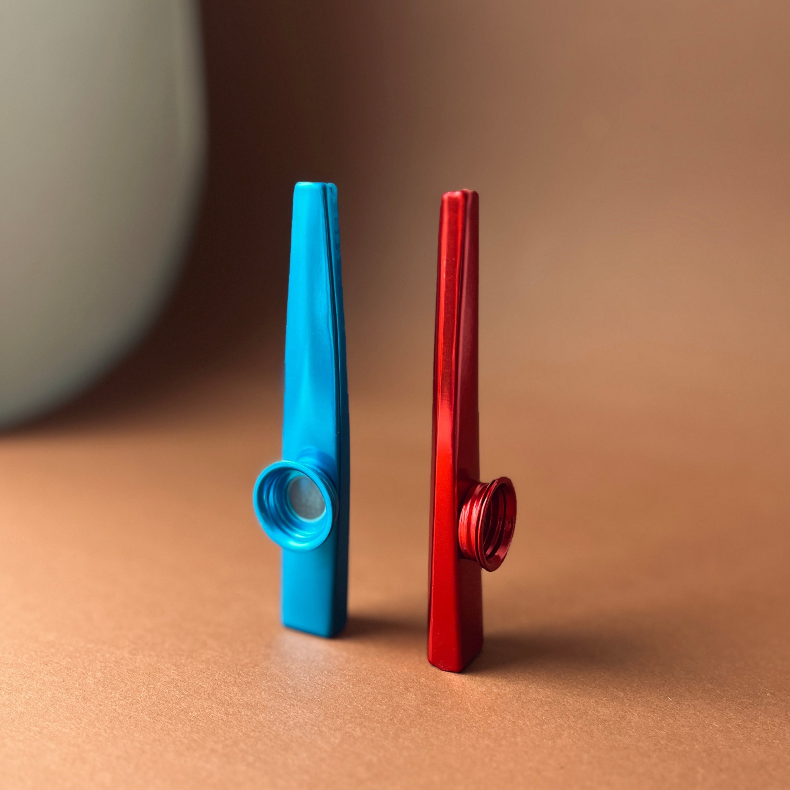 Tin Kazoo blue - red