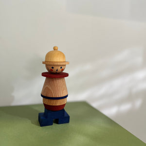 Wooden stacking toy blue + red