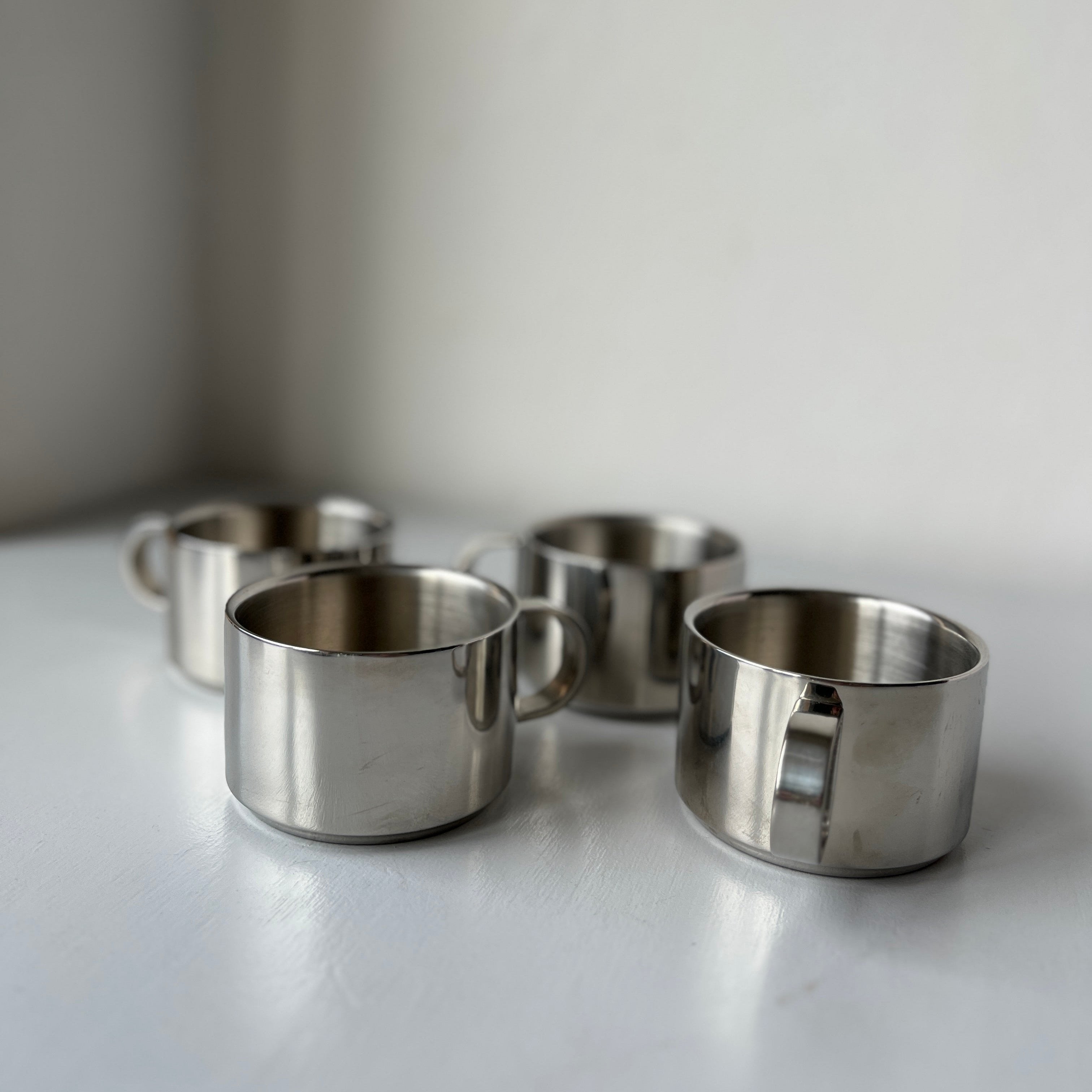 4 stainless steel coffee cups