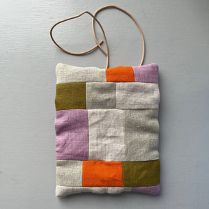 Linen patchwork case with block crayons Lila Orange