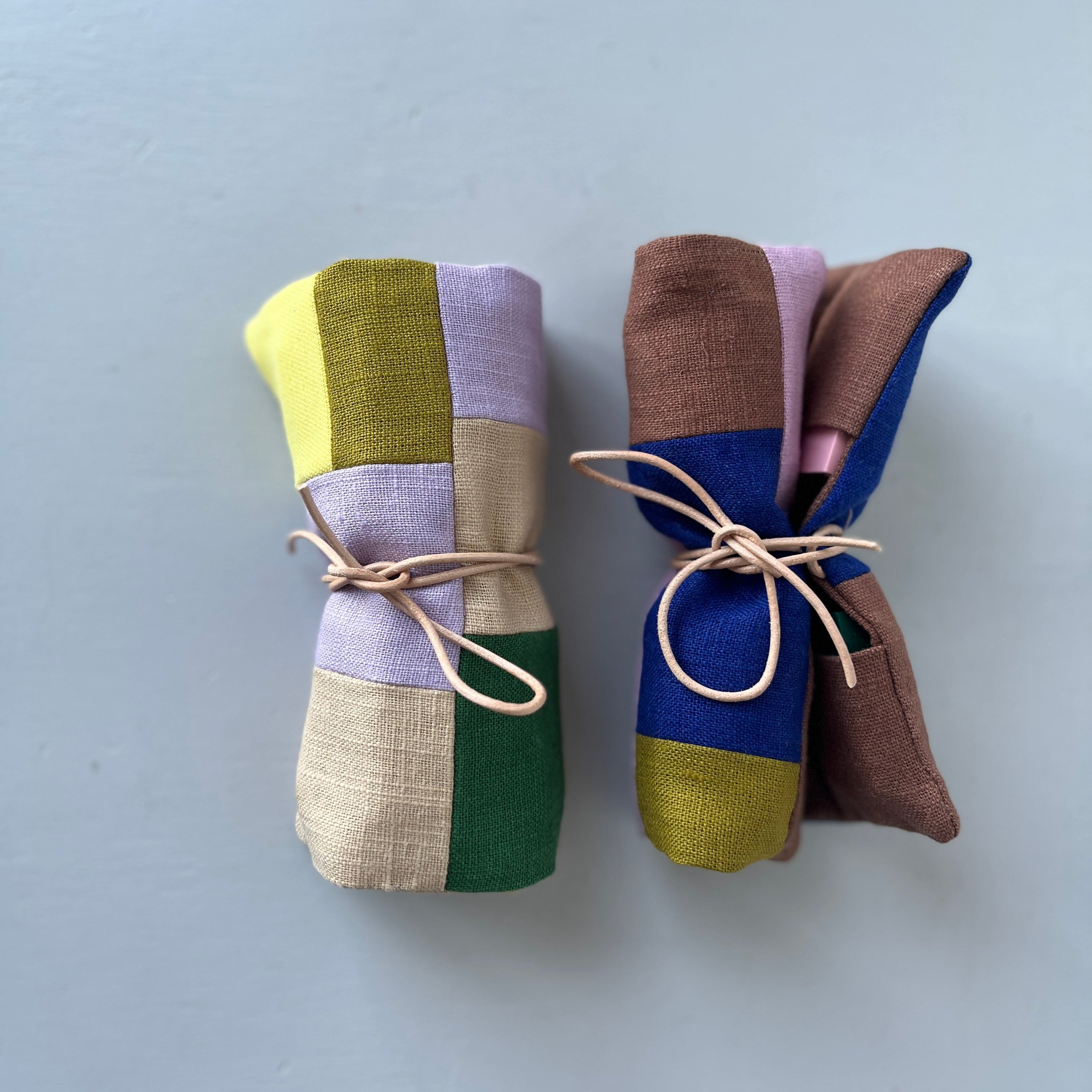 Linen patchwork case with block crayons Yellow Lila
