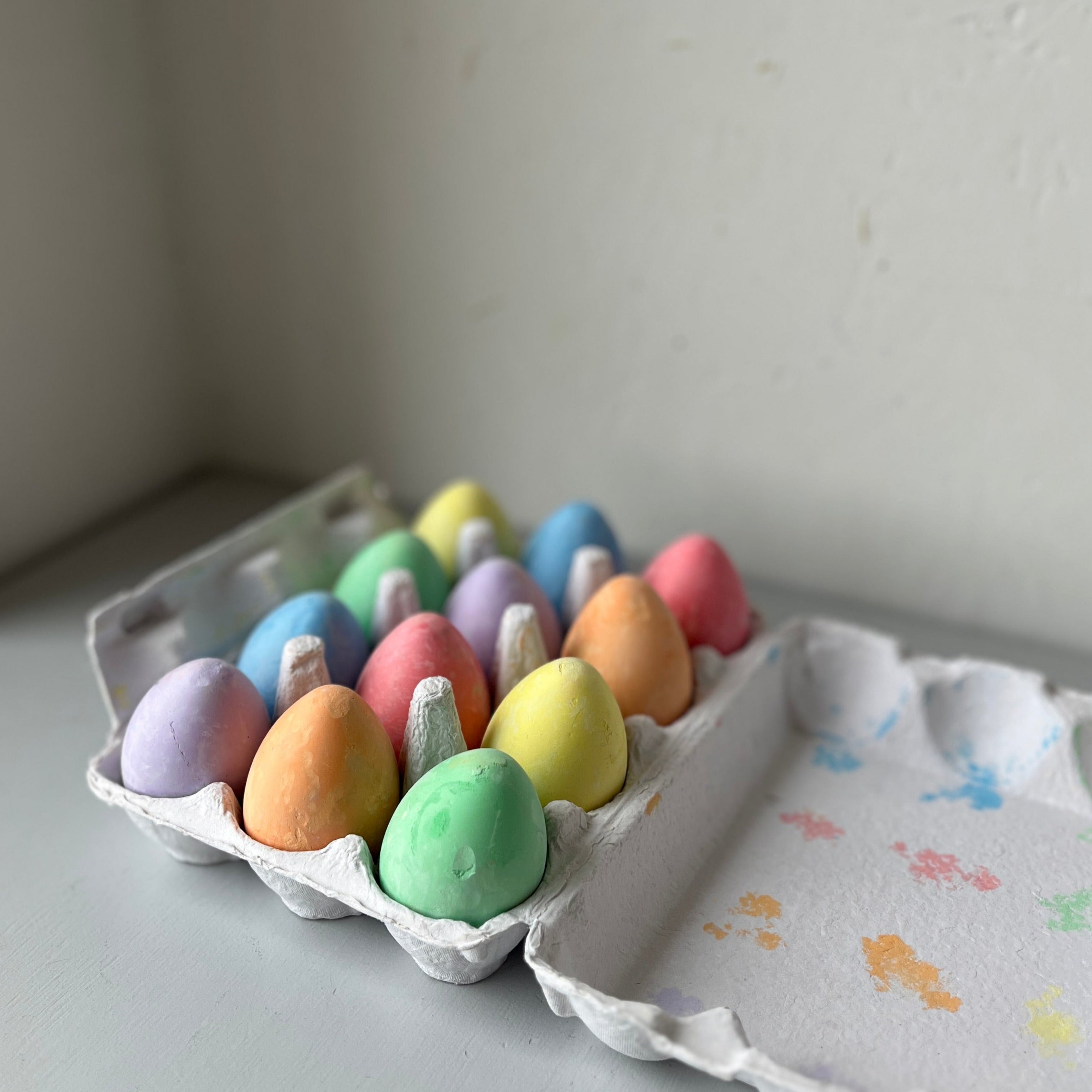 Colouring chalk eggs 12 pieces