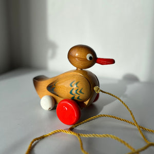 Vintage pull a long ducky