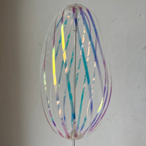 Iridescent spinner