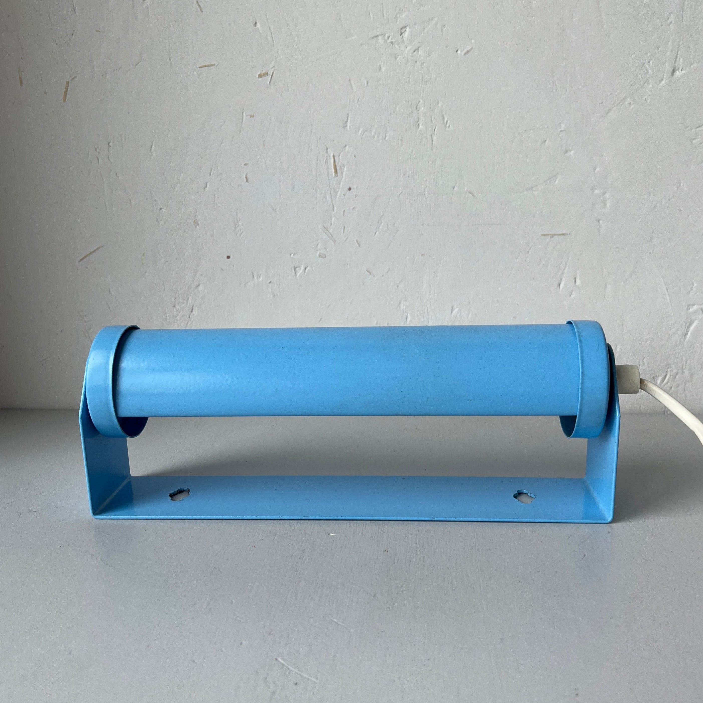 Light blue vintage wall light