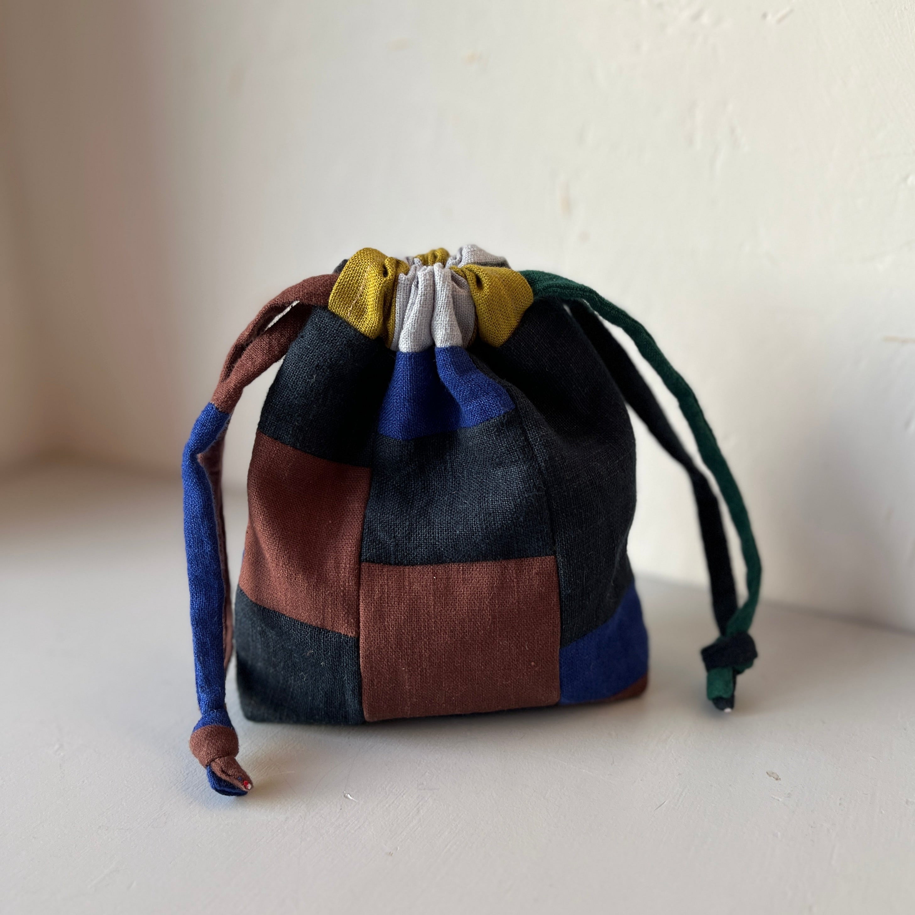 Linen patchwork treasure bag Brown - Blue