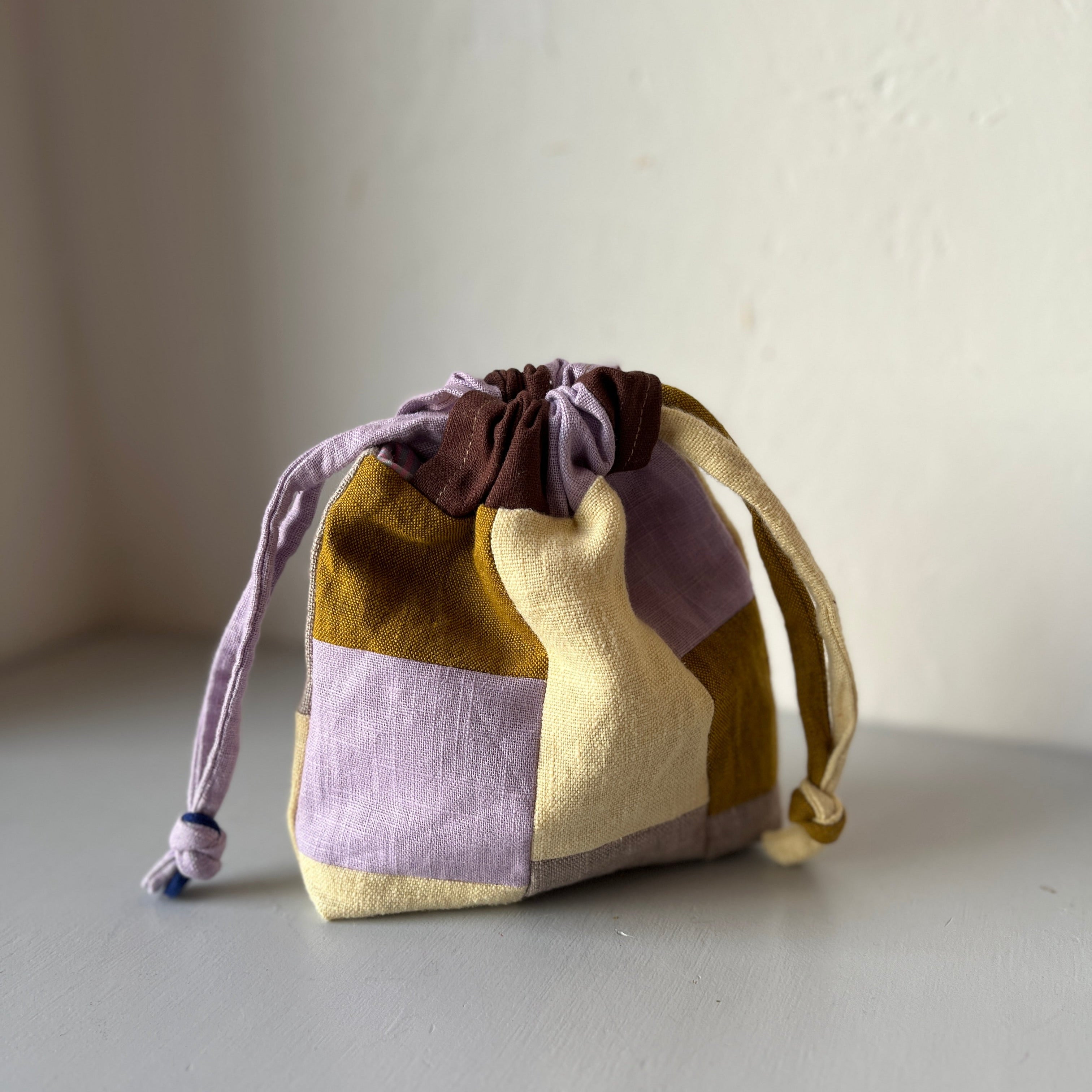 Linen patchwork treasure bag Lila - Butter yellow