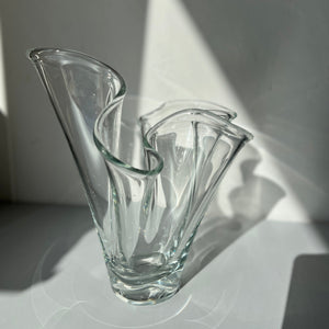 Vintage glass handkerchief vase