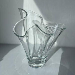 Vintage glass handkerchief vase