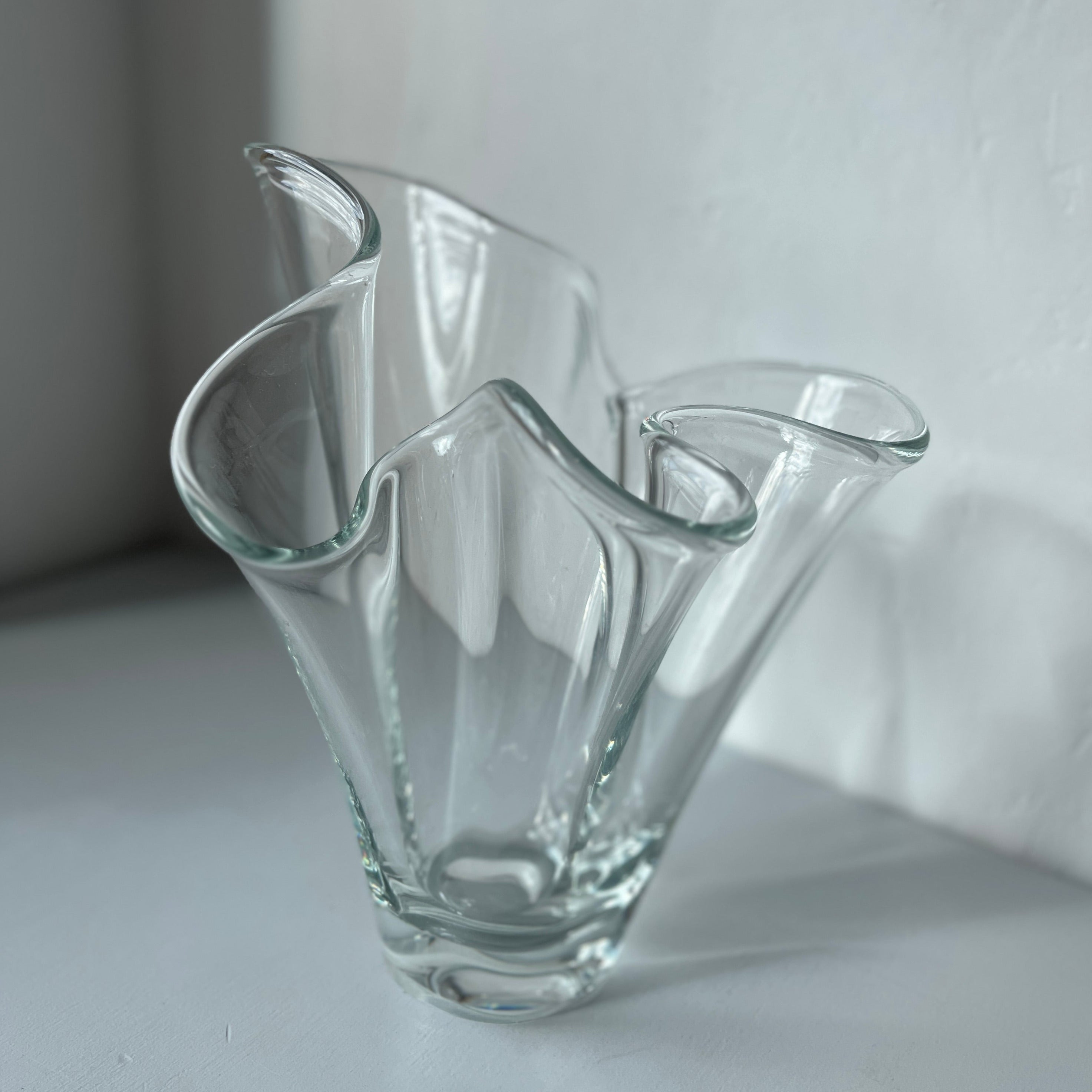 Vintage glass handkerchief vase