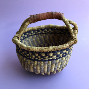 Seagrass basket small No. 9