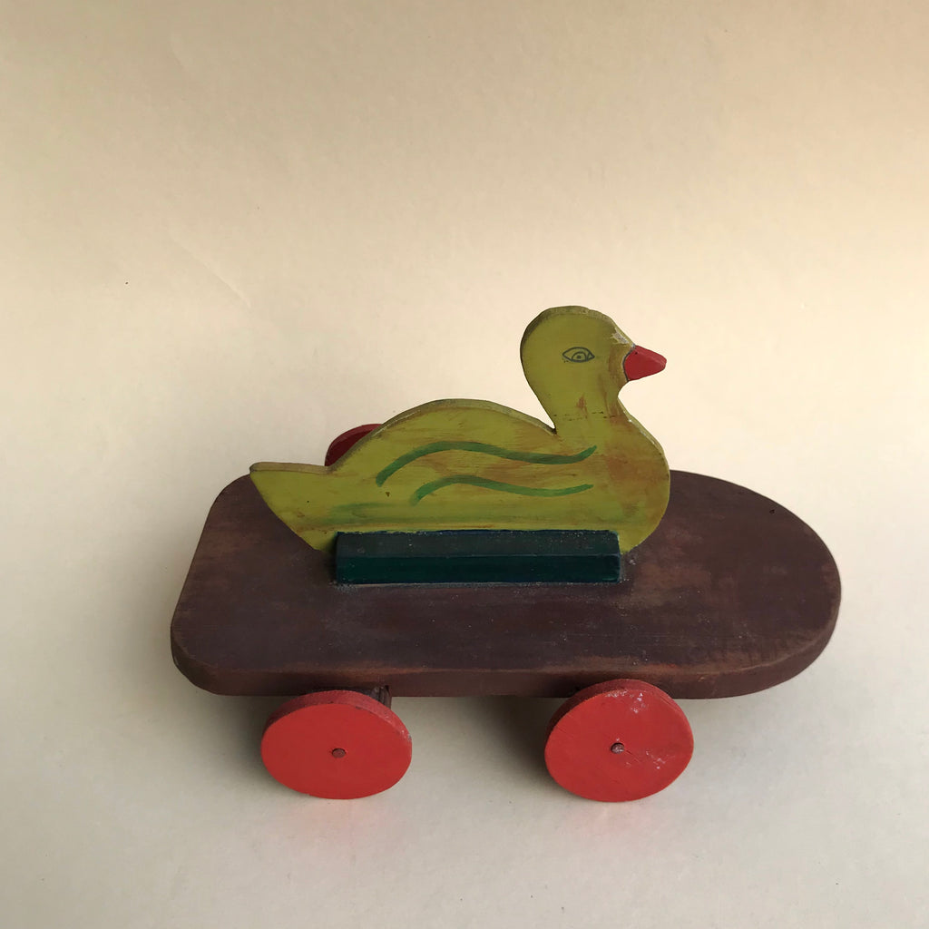 Wooden vintage duck