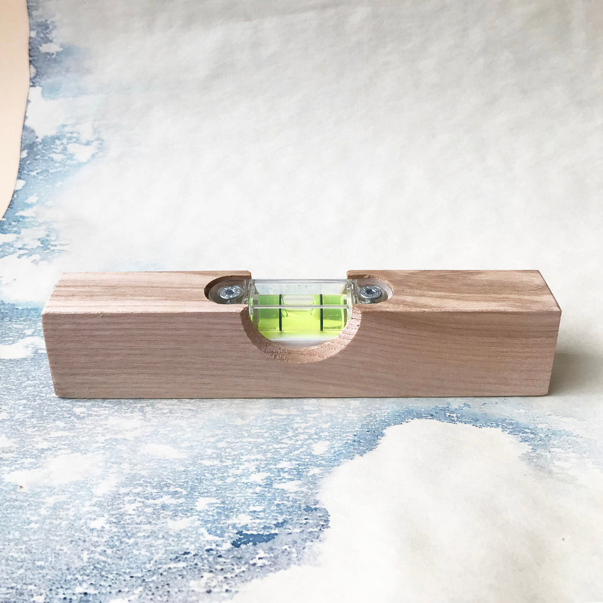 Wooden level tool – i i n e
