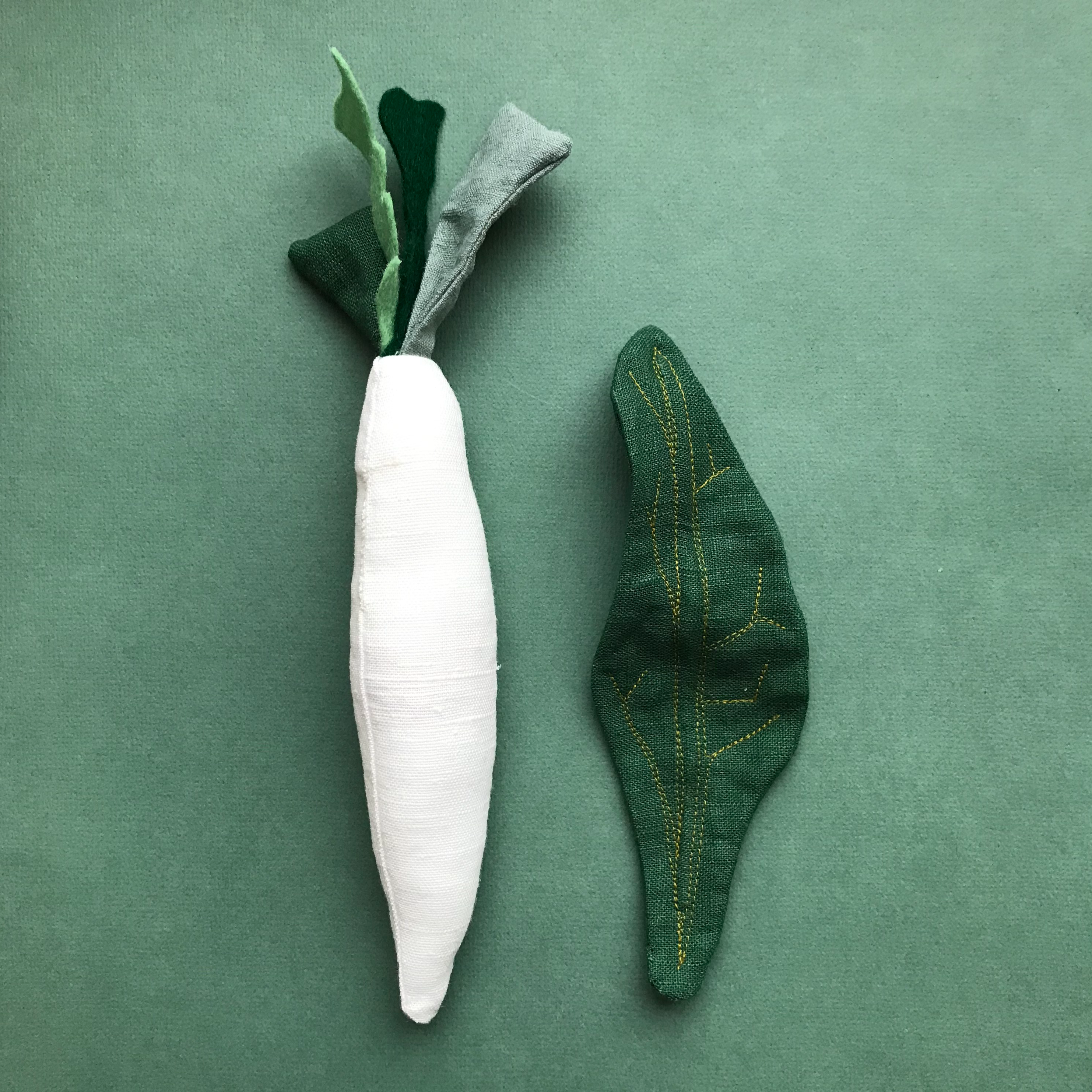 Daikon or spinach vegetable